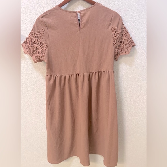 Mauve knee length Dress - Picture 2 of 3